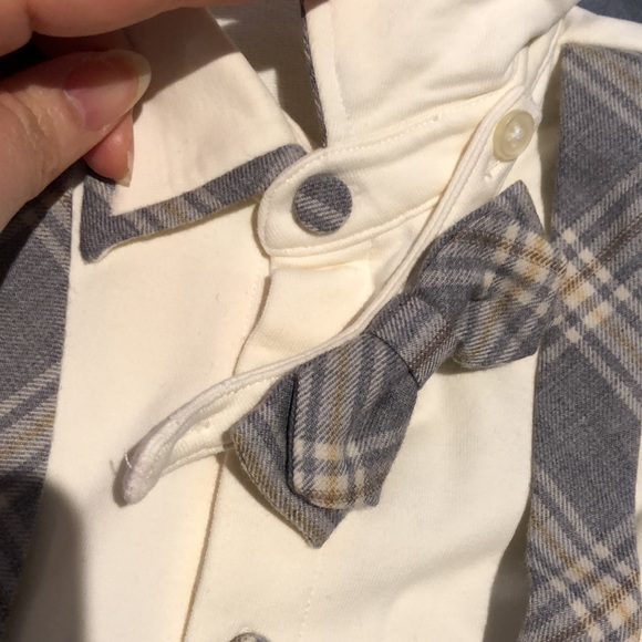 Kid’s one piece bodysuit - Picture 4 of 8